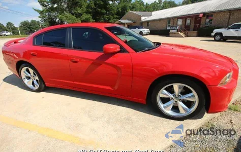 2013 Dodge Charger Sxt из США, поврежденный, VIN 2C3CDXHG4DH735131